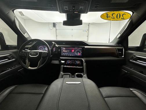 2024 GMC Sierra 2500 Denali