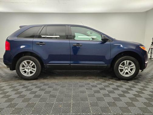2012 Ford Edge SE