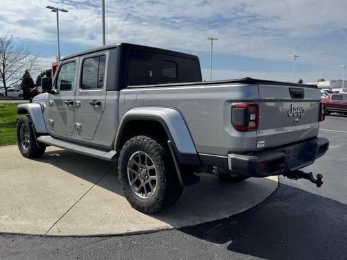 Billet Silver Metallic Clearcoat 2020 Jeep Gladiator Overland