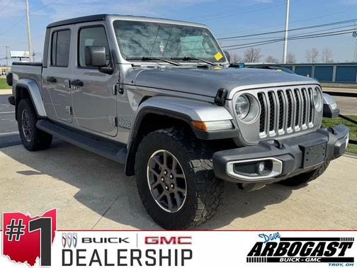 Billet Silver Metallic Clearcoat 2020 Jeep Gladiator Overland