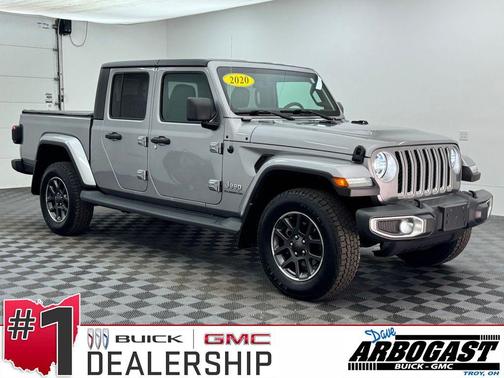 Billet Silver Metallic Clearcoat 2020 Jeep Gladiator Overland