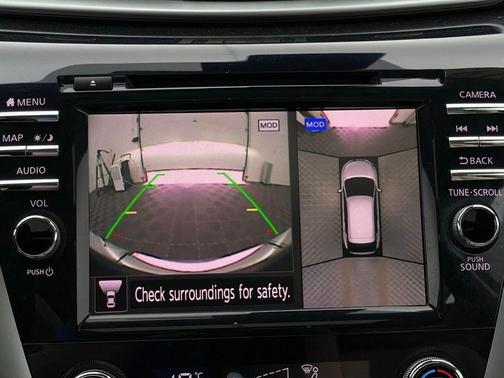 White 2019 Nissan Murano Platinum