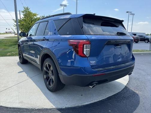 2022 Ford Explorer ST-Line