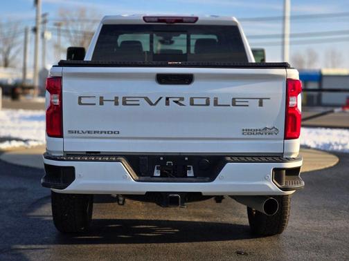2023 Chevrolet Silverado 2500 High Country