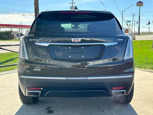 2024 Cadillac XT5 Sport