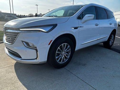 2024 Buick Enclave Essence FWD