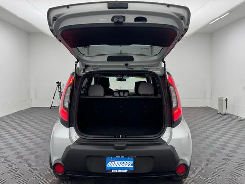 Bright Silver 2014 Kia Soul Base