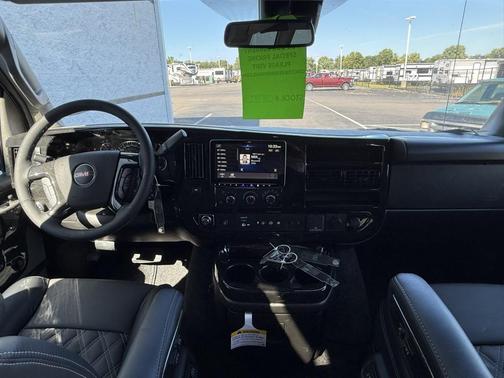 2025 GMC Savana 2500 Work Van