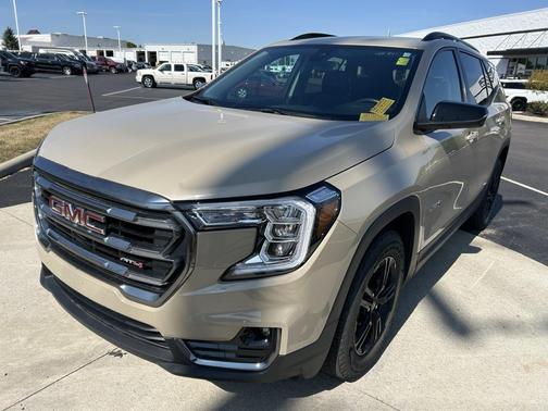 2022 GMC Terrain AWD AT4