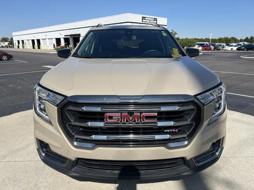 2022 GMC Terrain AWD AT4