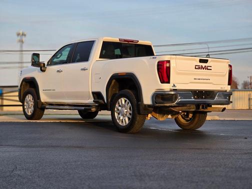 2024 GMC Sierra 2500 SLT