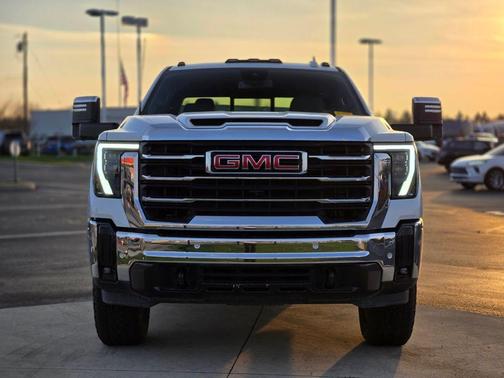 2024 GMC Sierra 2500 SLT