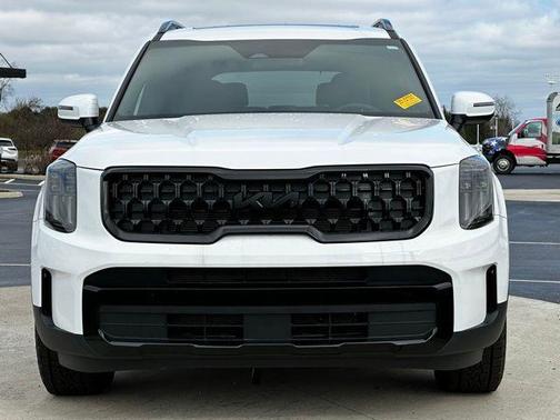 Glacial White Pearl 2025 Kia Telluride EX X-Pro