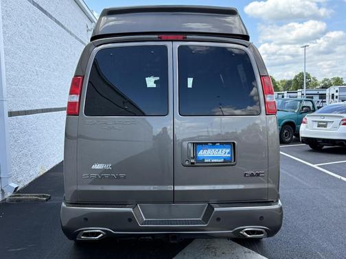 2025 GMC Savana 2500 Work Van