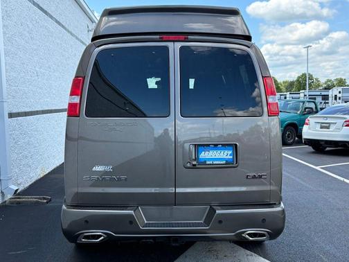 2025 GMC Savana 2500 Work Van