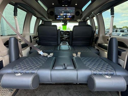 2025 GMC Savana 2500 Work Van