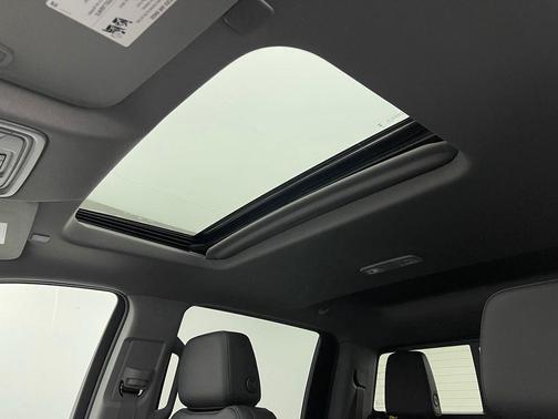 Summit White 2026 GMC Sierra 1500 Elevation