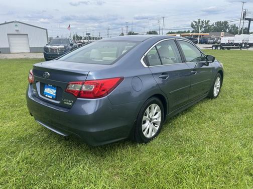 2017 Subaru Legacy Base