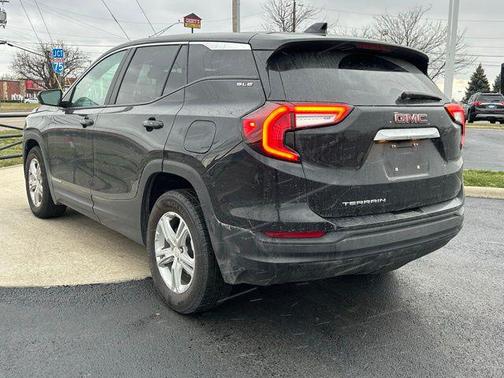 2024 GMC Terrain SLE