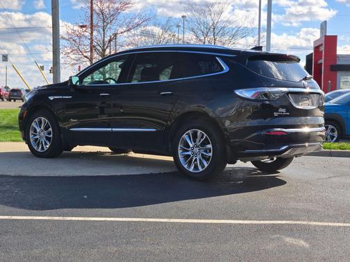 2023 Buick Enclave Avenir AWD