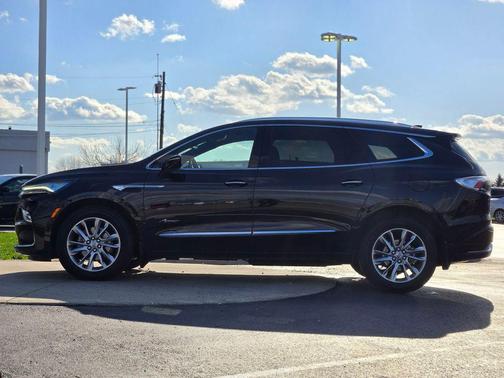 2023 Buick Enclave Avenir AWD