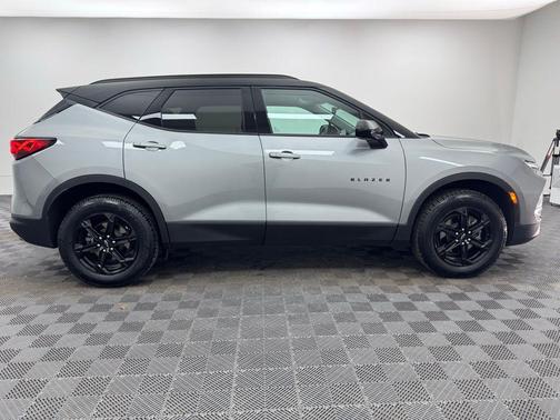 Sterling Gray Metallic 2024 Chevrolet Blazer 2LT