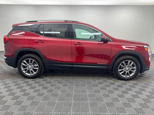 Volcanic Red Tintcoat 2024 GMC Terrain SLT