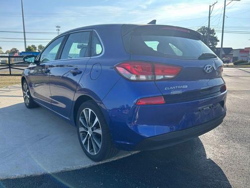 2019 Hyundai Elantra GT Base