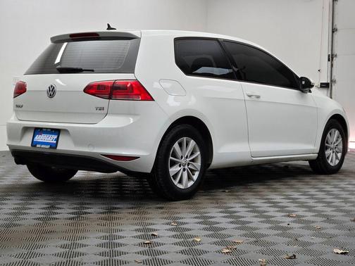 2015 Volkswagen Golf TSI S 2-Door