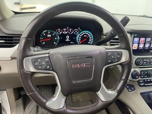 2017 GMC Yukon XL SLT