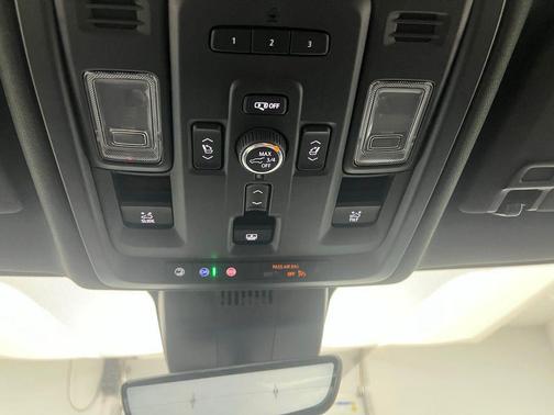 2024 GMC Yukon XL Denali Ultimate