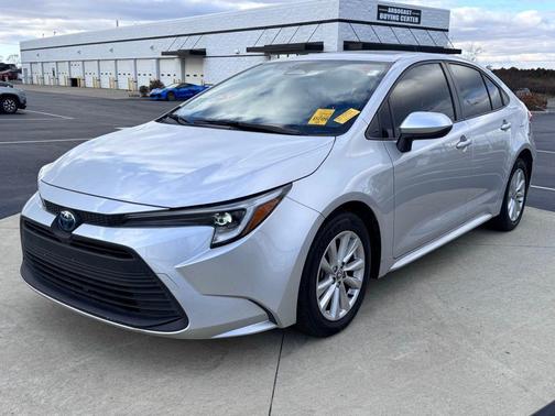 2023 Toyota Corolla Hybrid LE