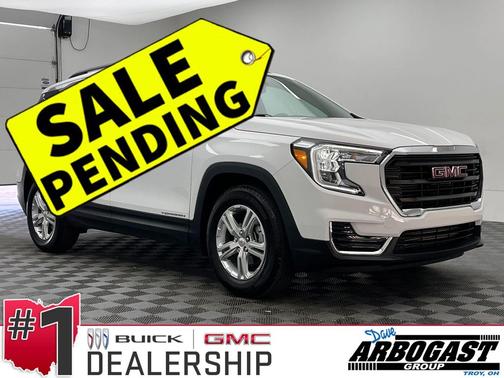 Summit White 2024 GMC Terrain SLE