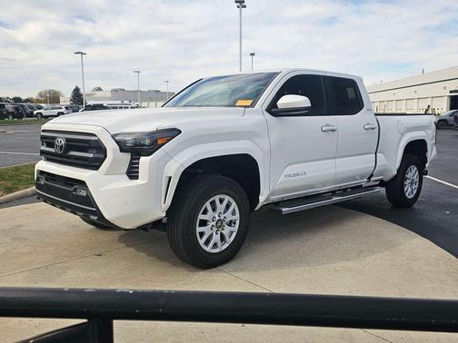 2024 Toyota Tacoma SR5
