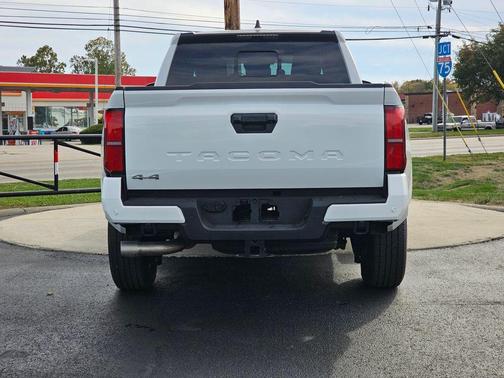 2024 Toyota Tacoma SR5