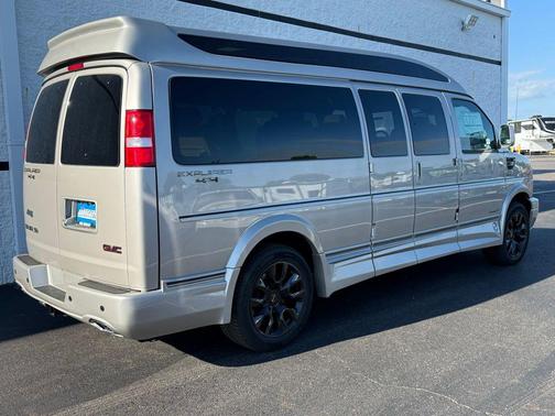 2025 GMC Savana 2500 Work Van