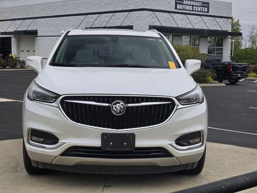 2020 Buick Enclave AWD Essence