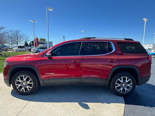 Volcanic Red Tintcoat 2023 GMC Acadia FWD SLT