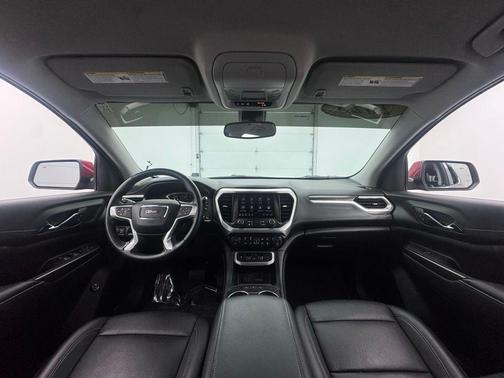 Volcanic Red Tintcoat 2023 GMC Acadia FWD SLT