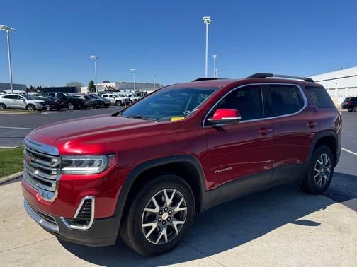 Volcanic Red Tintcoat 2023 GMC Acadia FWD SLT