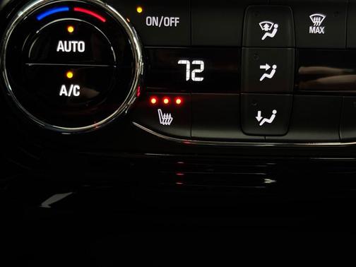 Sterling Gray Metallic 2025 Chevrolet Trax LT