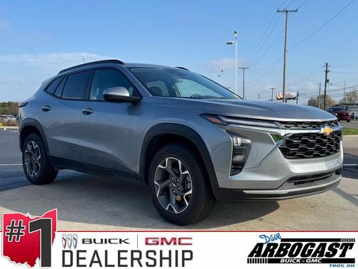 Sterling Gray Metallic 2025 Chevrolet Trax LT