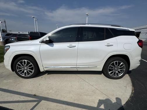 2024 GMC Terrain Denali