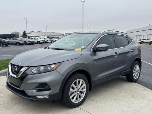 2022 Nissan Rogue Sport SV