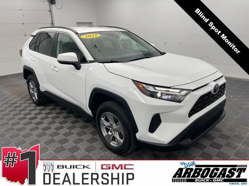 2022 Toyota RAV4 XLE