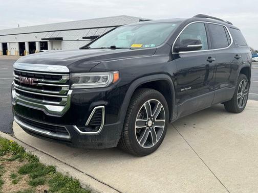 2023 GMC Acadia AWD SLT