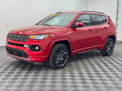 Redline Pearlcoat 2022 Jeep Compass (RED) Edition 4x4