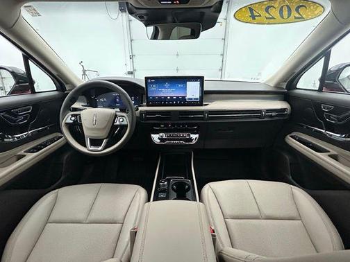 2024 Lincoln Corsair Premiere