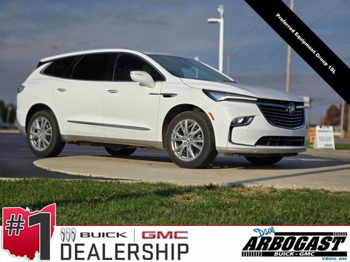2024 Buick Enclave Essence