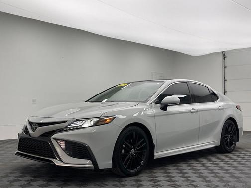 Ice 2023 Toyota Camry XSE